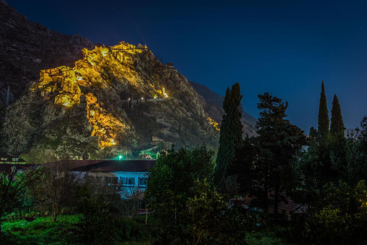 Cozy 2Br Apartment, 3 Min To The Old Town Kotor Eksteriør billede